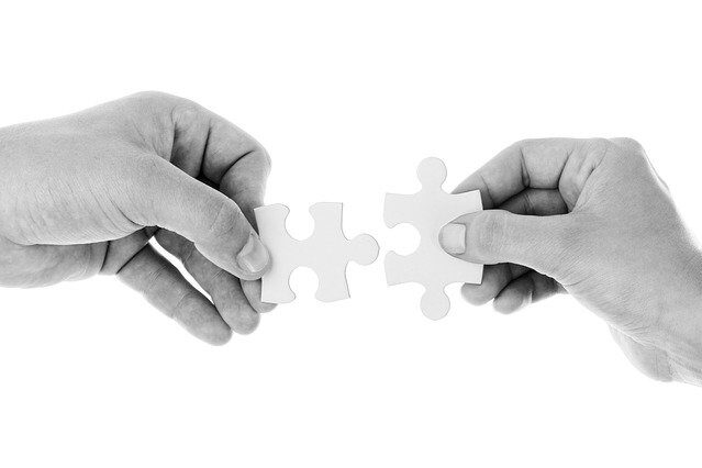connect hands making a jigsaw